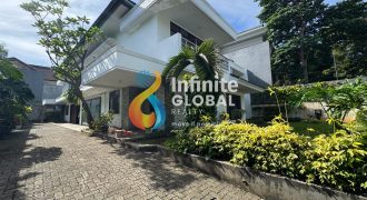 For Rent Exclusive House Pondok Indah, 2 Rumah Nyambung, 6 KT, Lokasi Premium