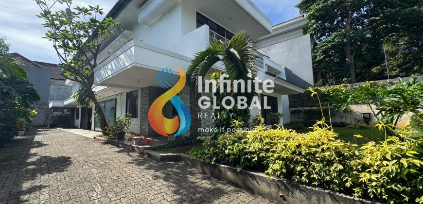 For Rent Exclusive House Pondok Indah, 2 Rumah Nyambung, 6 KT, Lokasi Premium