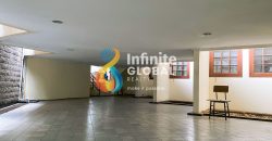 Dijual Rumah Strategis Area Mega Kuningan, Cocok untuk Residence atau Kantor Perwakilan