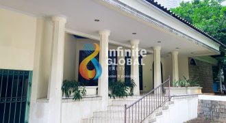Dijual Rumah Strategis Area Mega Kuningan, Cocok untuk Residence atau Kantor Perwakilan