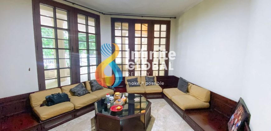 Dijual Rumah Strategis Area Mega Kuningan, Cocok untuk Residence atau Kantor Perwakilan