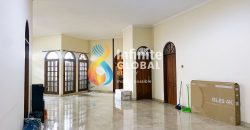 Dijual Rumah Strategis Area Mega Kuningan, Cocok untuk Residence atau Kantor Perwakilan