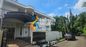 Rumah Besar 2,5 Lantai di Villa Melati Mas, LT 312 m² LB ±500 m² Hanya Rp 2,9 M