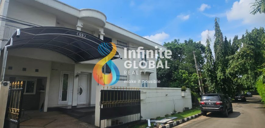 Rumah Besar 2,5 Lantai di Villa Melati Mas, LT 312 m² LB ±500 m² Hanya Rp 2,9 M