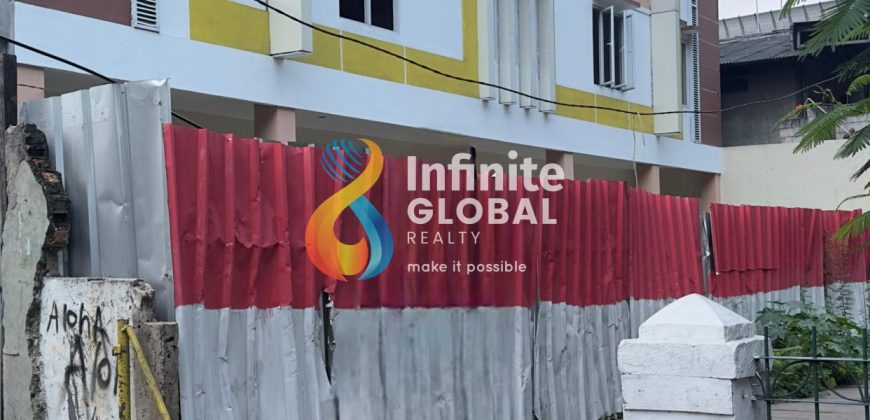 Ruko Komersial Strategis Hadap Jalan Raya, Tanjung Priok – Cocok untuk Investasi & Usaha