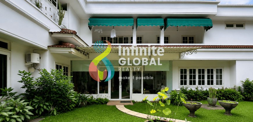 Exclusive Home Simprug Golf | 914 m² | Private Pool & Gazebo