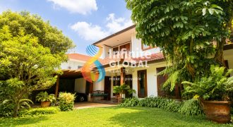 Exclusive Modern Tropical Residence | Kebayoran Baru | 5BR | LT 667 M²