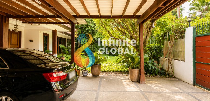 Exclusive Modern Tropical Residence | Kebayoran Baru | 5BR | LT 667 M²