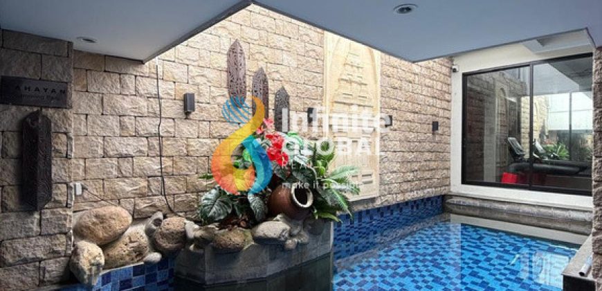 Dijual Rumah Mewah Artistik 3 Lantai di Kemanggisan Utama Kolam Renang & Jacuzzi