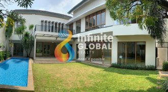 Exclusive Family Residence di Pejaten Barat – Luas, Nyaman & Private