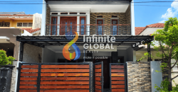 Dijual Rumah 2 Lantai di Taman Royal 2 SHM, 3+1 KT, Ada Gazebo, Harga Rp2,3 M Nego