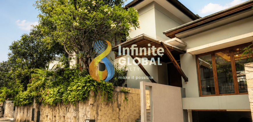 Dijual Rumah Luas di Kemang Dalam Townhouse Jakarta Selatan