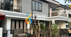 Rumah 2 Lantai Bintaro Sektor 9 Fasad Modern, 5+1 Kamar, LB 324 m²