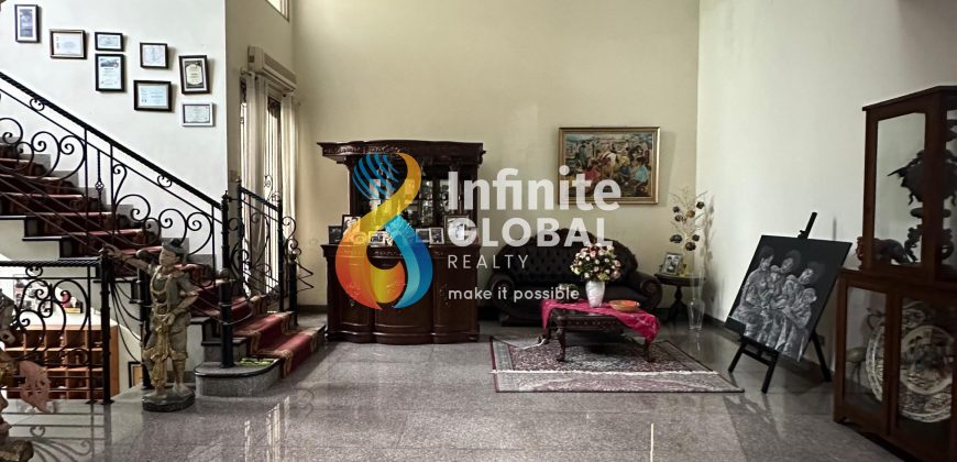 Dijual Rumah Classic Lebak Bulus LT 600 m², 5 Kamar, Parkir 4 Mobil
