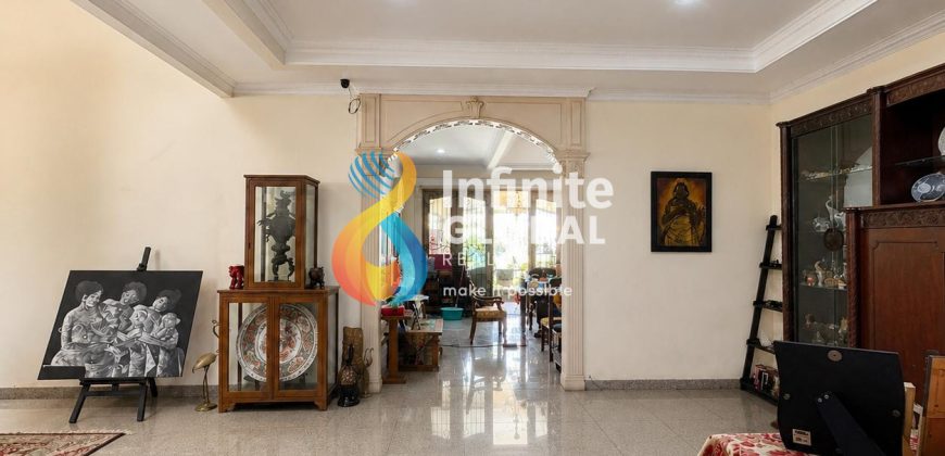 Dijual Rumah Classic Lebak Bulus LT 600 m², 5 Kamar, Parkir 4 Mobil