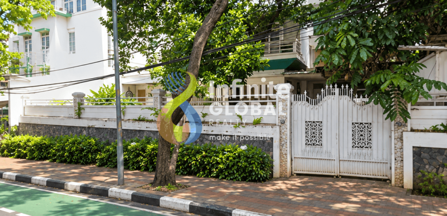 Dijual Rumah di Kebayoran Baru LT 620 m² – Lokasi Premium
